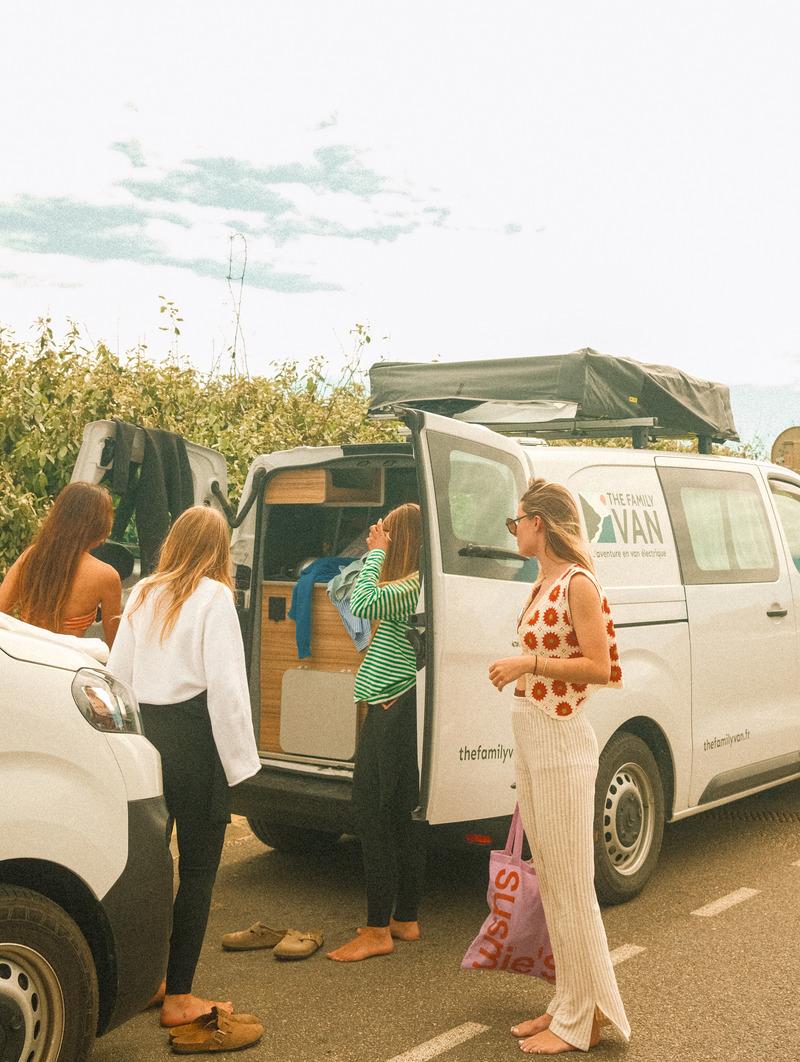 Van 2