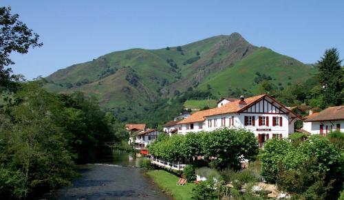 vallée de l'Arberoue