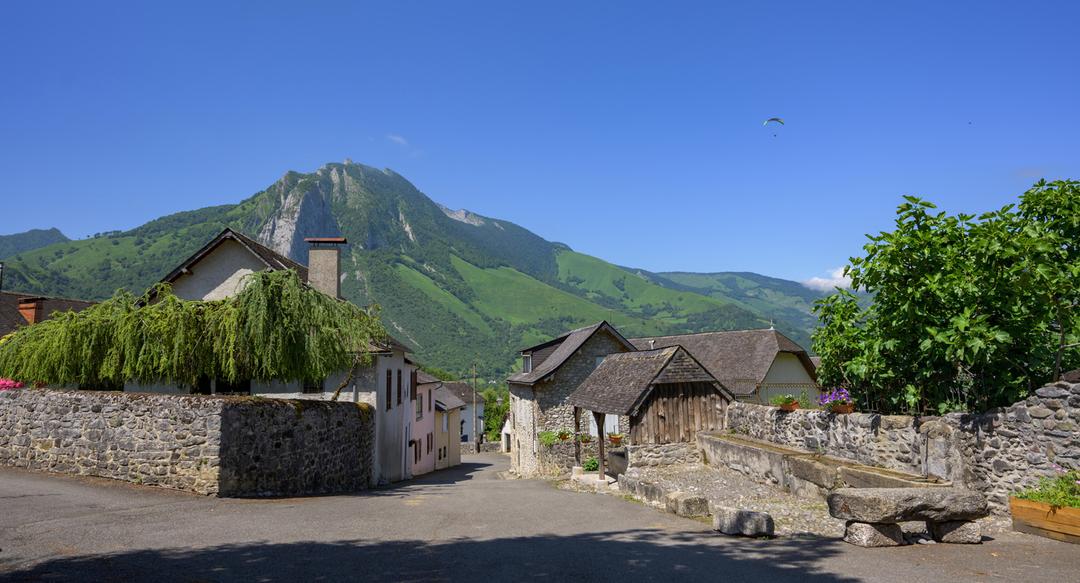 Day 1 & 2 - Vallée d'Aspe: Raw nature and a wild escape in the Pyrenees